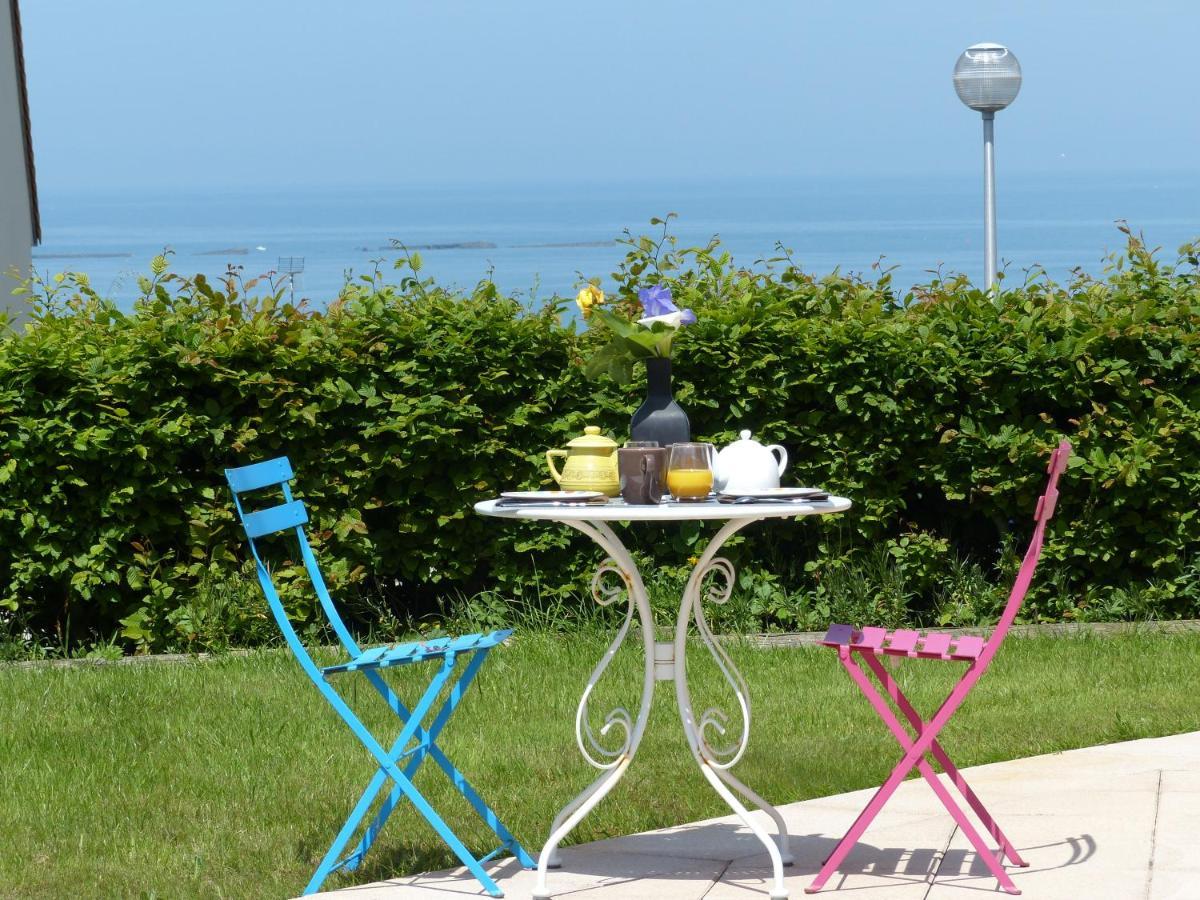 Le Ruban Bleu Face A La Mer Arromanches-les-Bains Extérieur photo